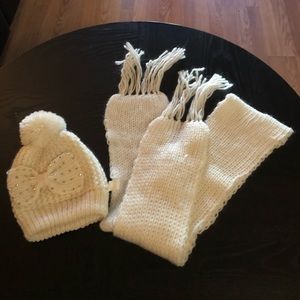 Knit Bow Hat and Scarf